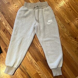 Nike Women’s Light Gray Fleece Joggers